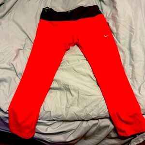Nike capri dry fit pants